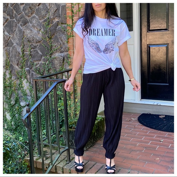 Chic Dreamer Graphic Tee - Picture 6 of 6